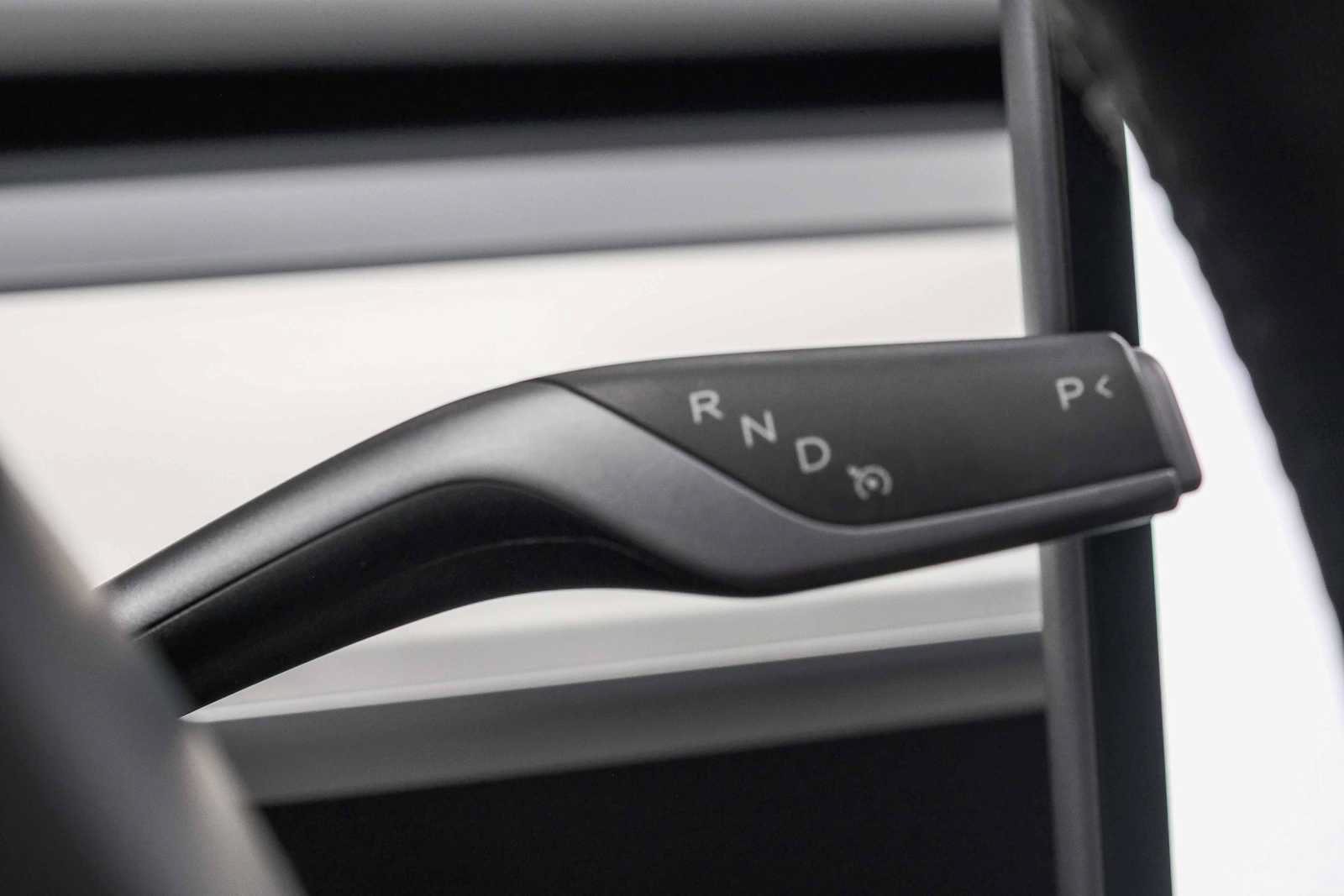 Used 2023 Tesla Model Y AWD image 23