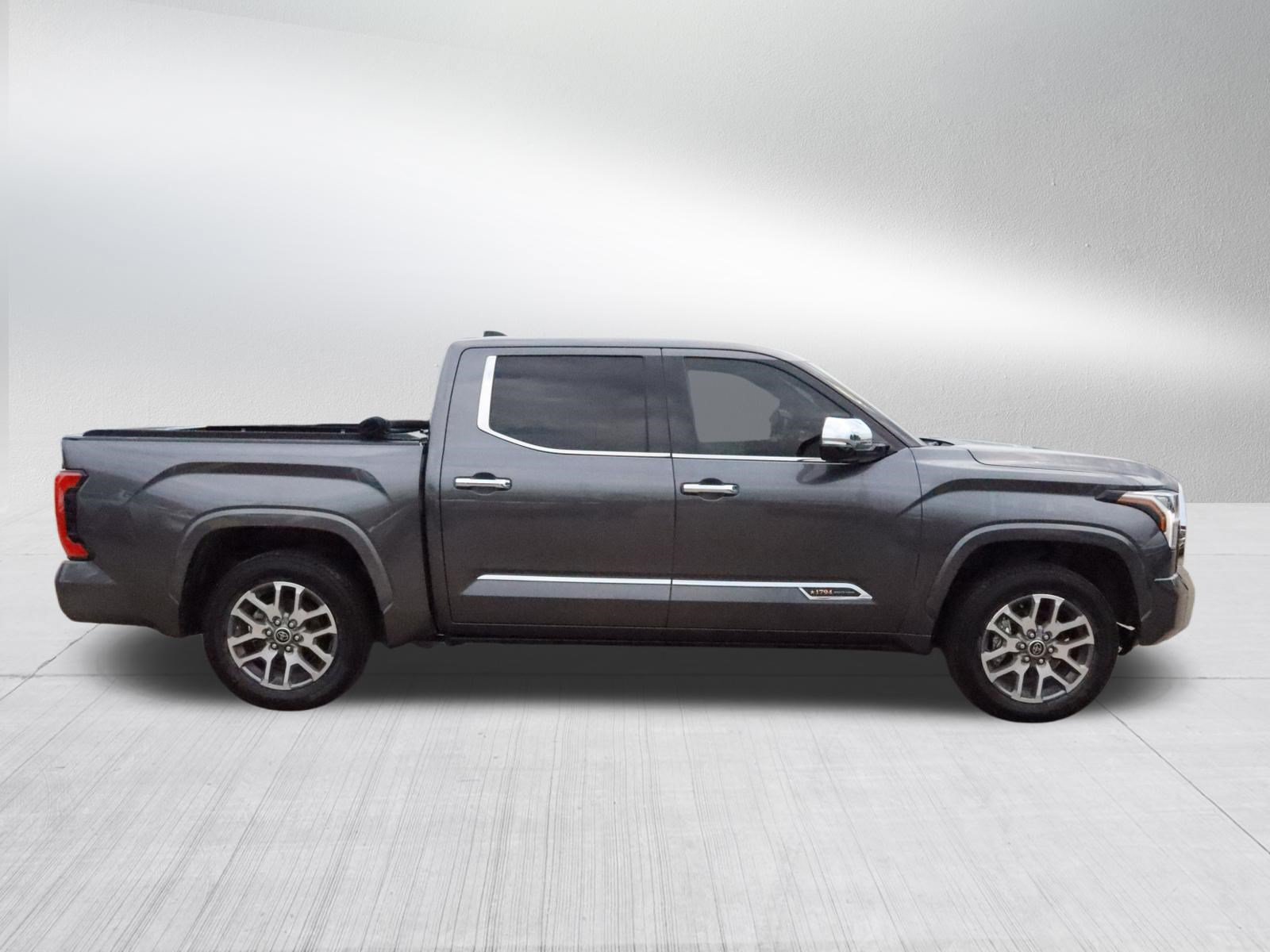 Used 2022 Toyota Tundra 1794 Edition w/ Advanced Package AWD/4WD image 8