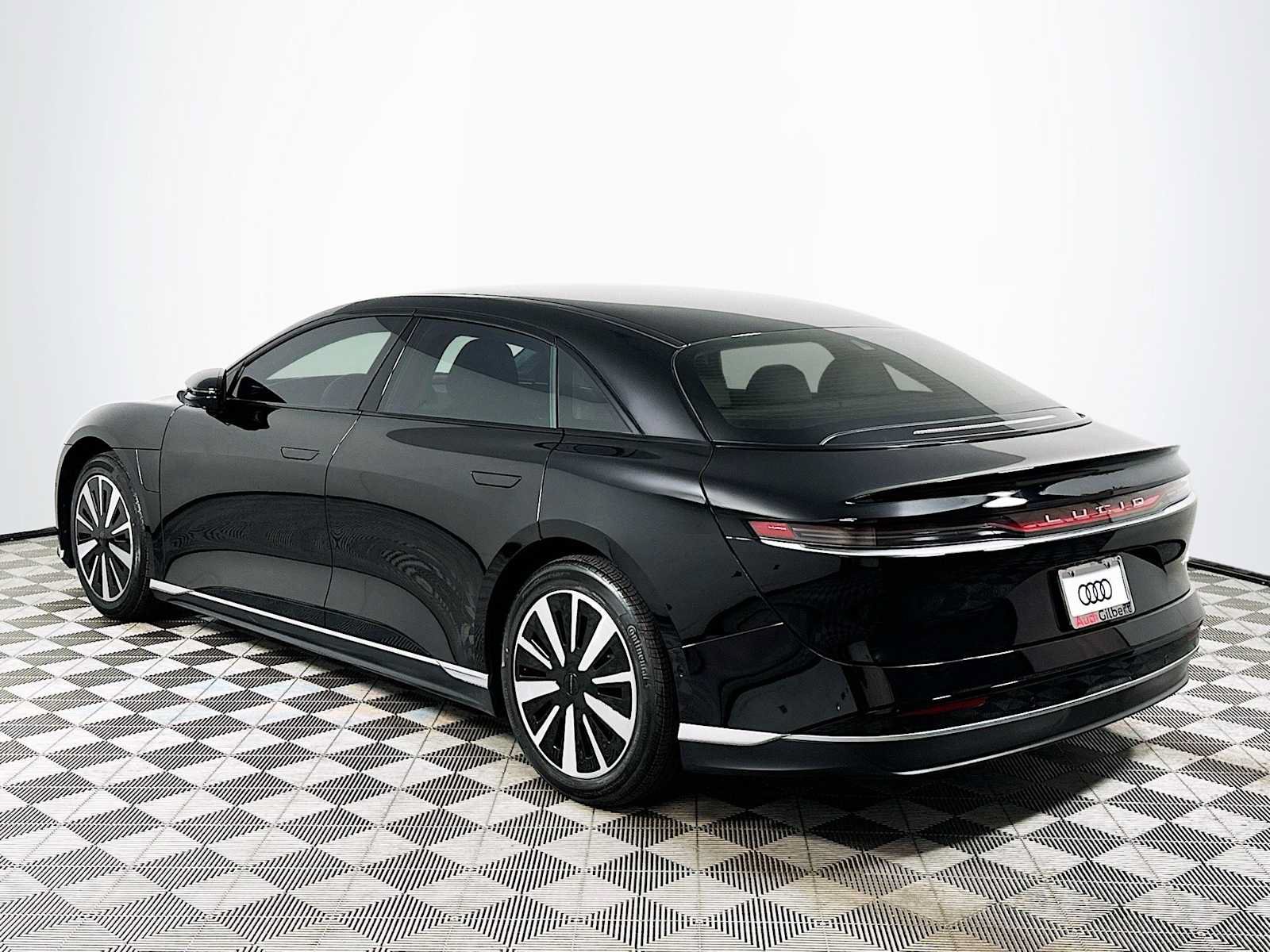 Used 2025 Lucid Air Pure RWD image 5