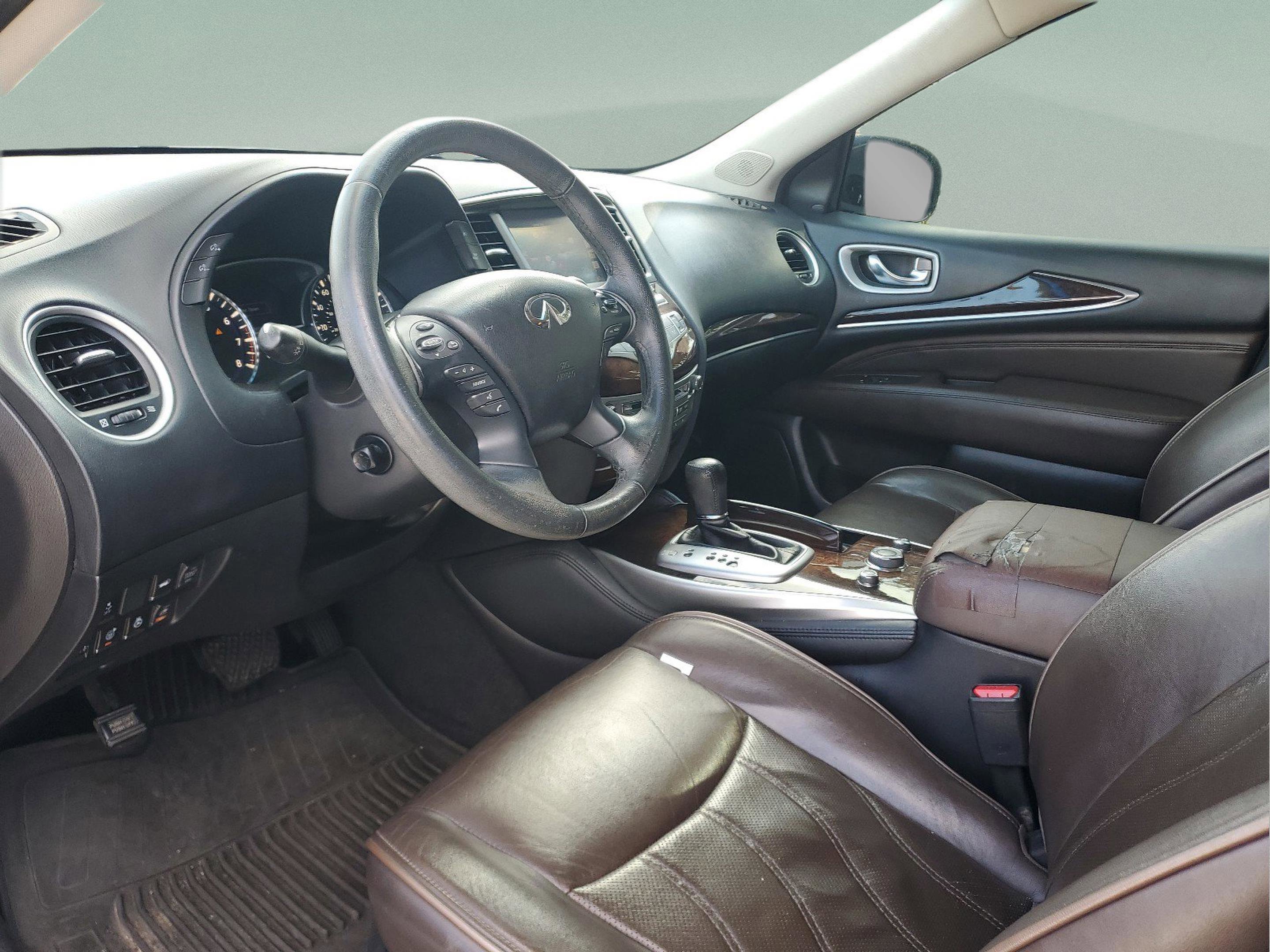 Used 2015 INFINITI QX60 FWD w/ Deluxe Touring Package image 15