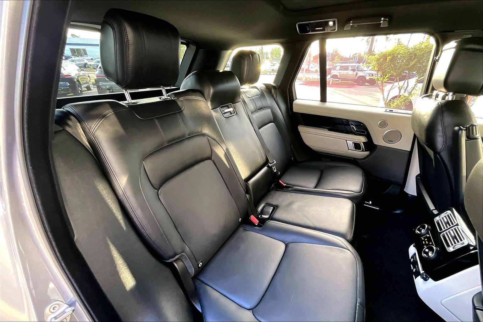Used 2022 Land Rover Range Rover Westminster Edition AWD/4WD image 27