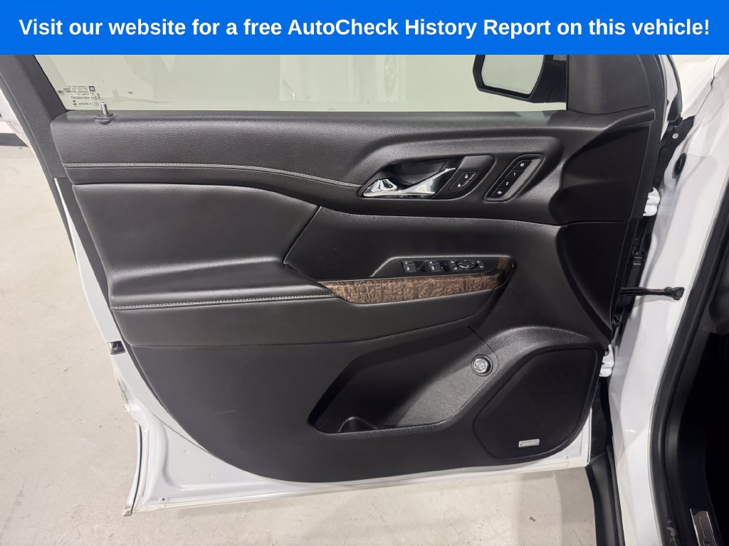 Used 2023 GMC Acadia Denali FWD image 15