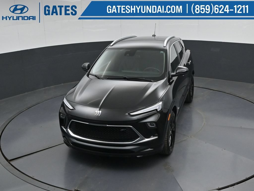 Used 2025 Buick Encore GX Sport Touring FWD image 44