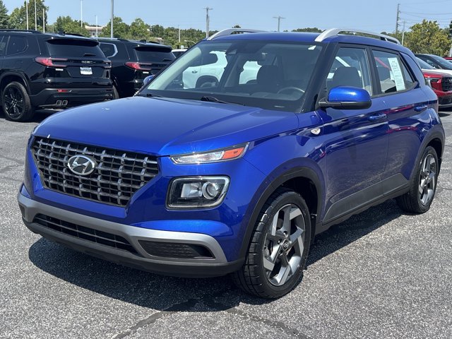 Used 2021 Hyundai Venue SEL FWD image 8
