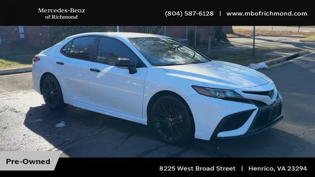 Used 2022 Toyota Camry SE w/ Convenience Package image 4