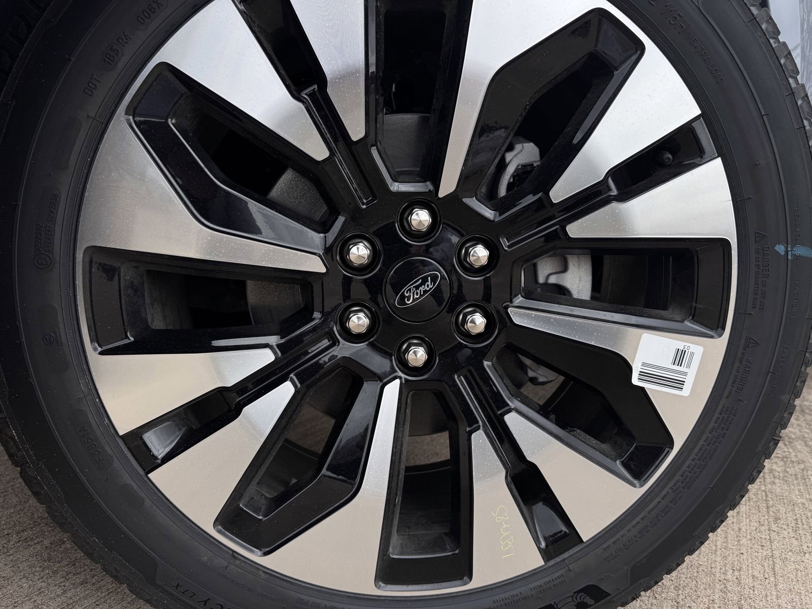 New 2026 Ford Expedition Platinum image 8