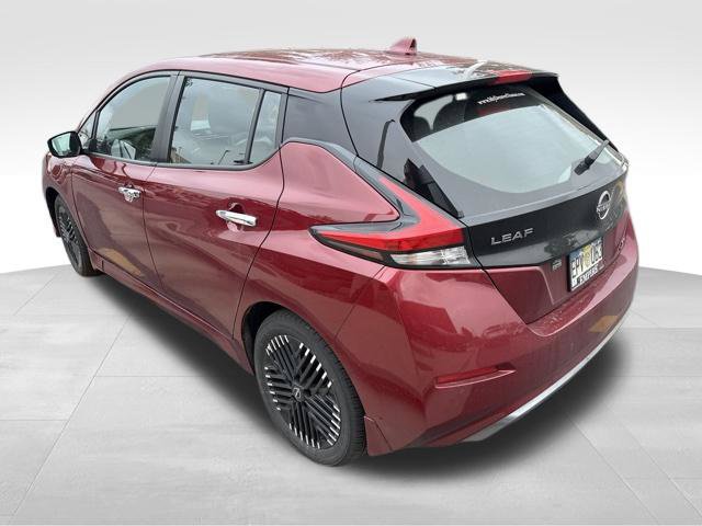 Certified 2025 Nissan Leaf SV Plus FWD image 4