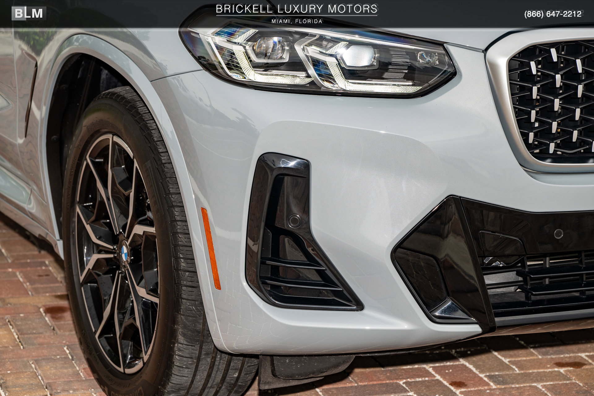 Used 2024 BMW X4 xDrive30i w/ M Sport Package AWD/4WD image 55