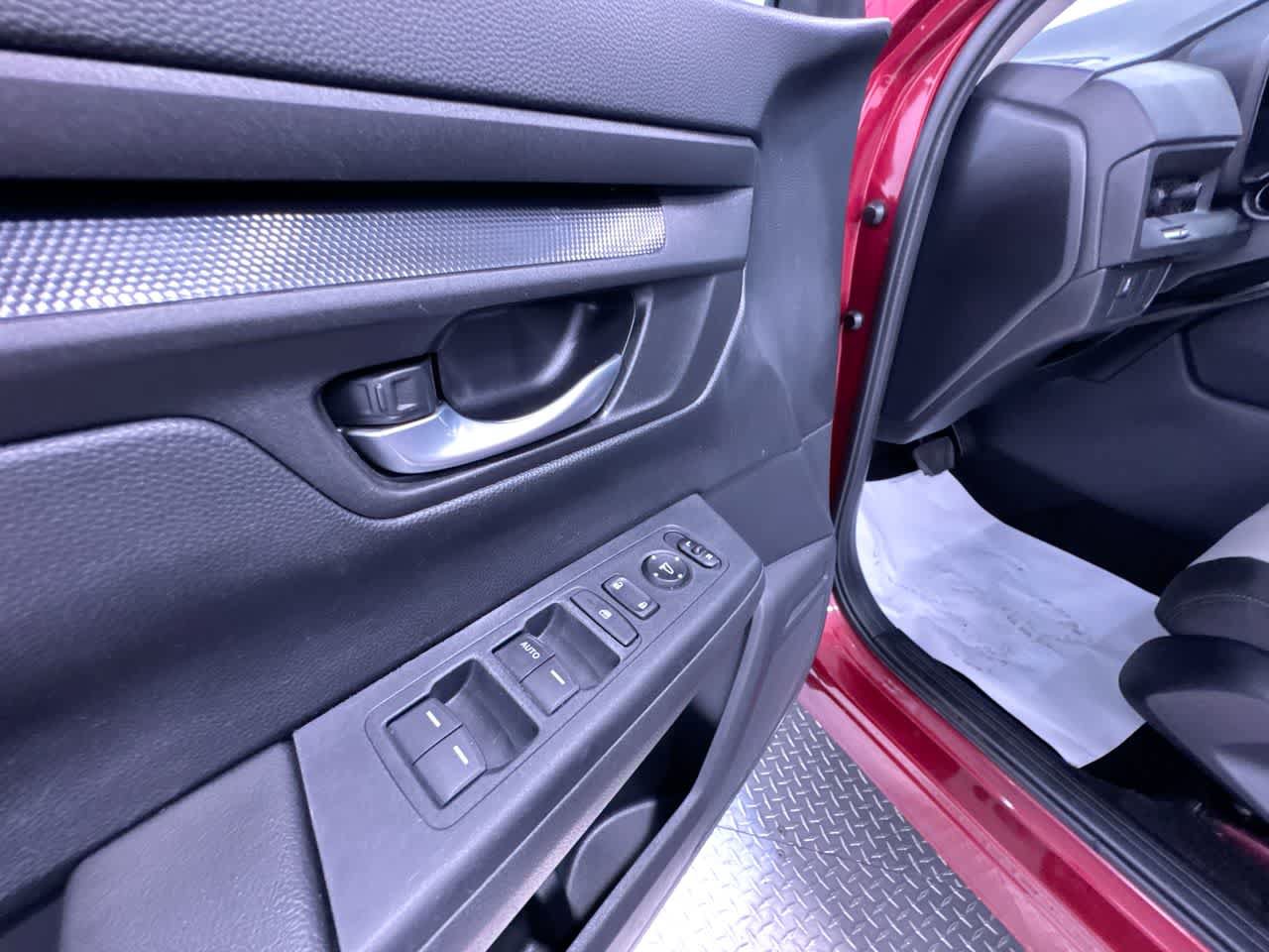 Used 2025 Honda CR-V LX image 12