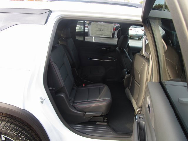 New 2026 Chevrolet Traverse Z71 w/ Driver Confidence Package image 25