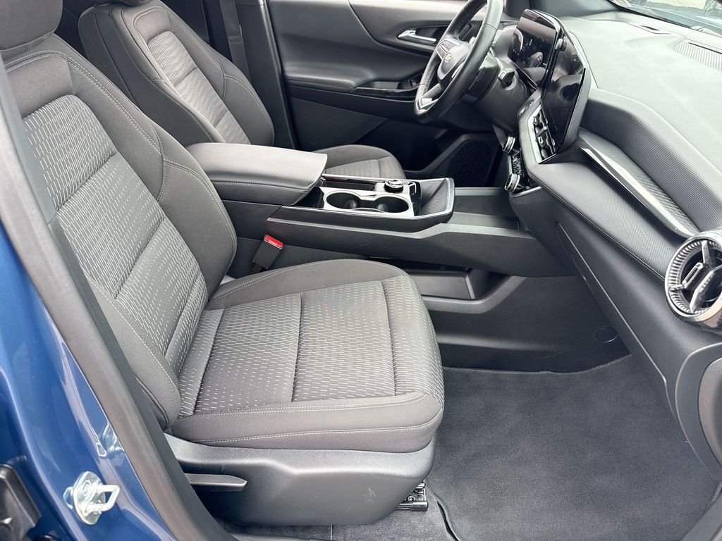 Used 2026 Chevrolet Equinox LT AWD/4WD image 63