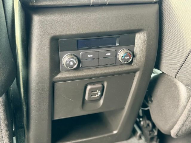 Certified 2023 Chevrolet Traverse LT image 24