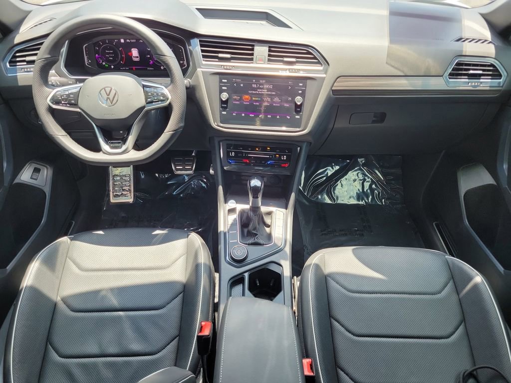 Used 2022 Volkswagen Tiguan SEL R-Line AWD/4WD image 15