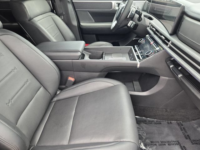 Certified 2026 Hyundai Santa Fe Limited AWD/4WD image 13