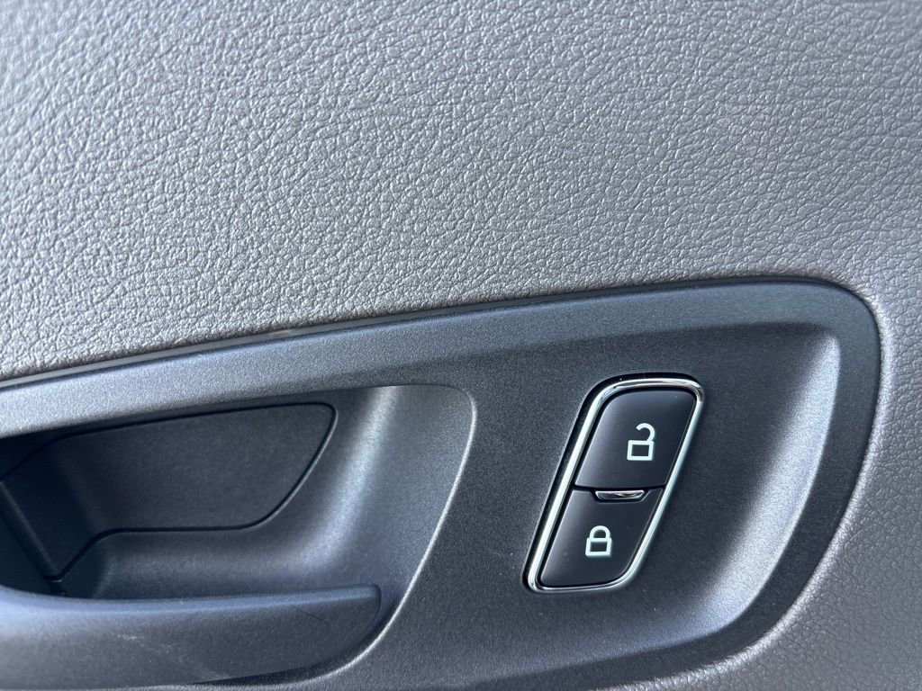 New 2026 Ford Transit 250 148 Medium Roof image 17