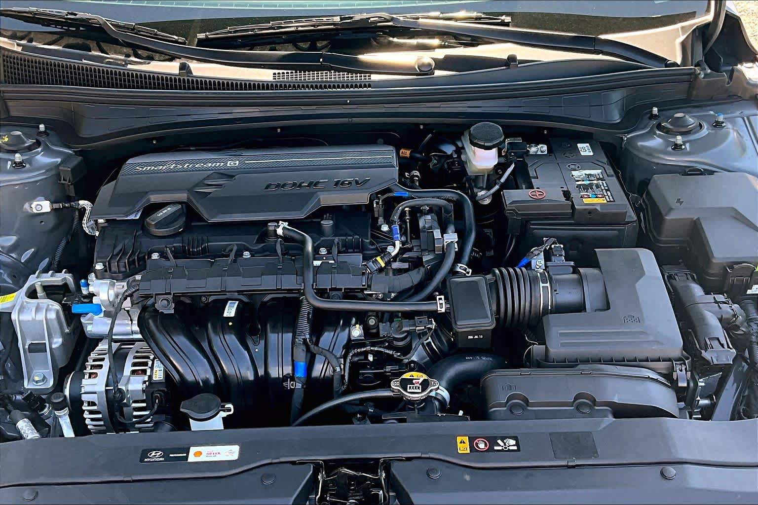 Used 2026 Hyundai Elantra SEL Sport FWD image 32