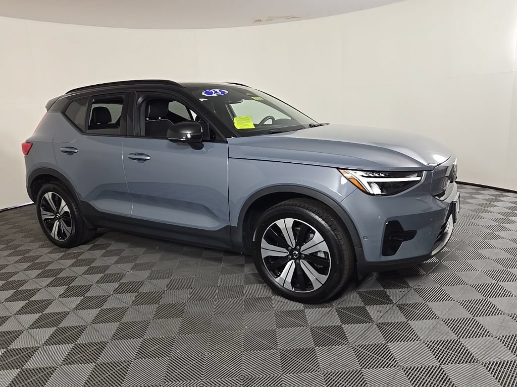 Certified 2023 Volvo XC40 Recharge Plus w/ Protection Package Premier AWD/4WD image 8