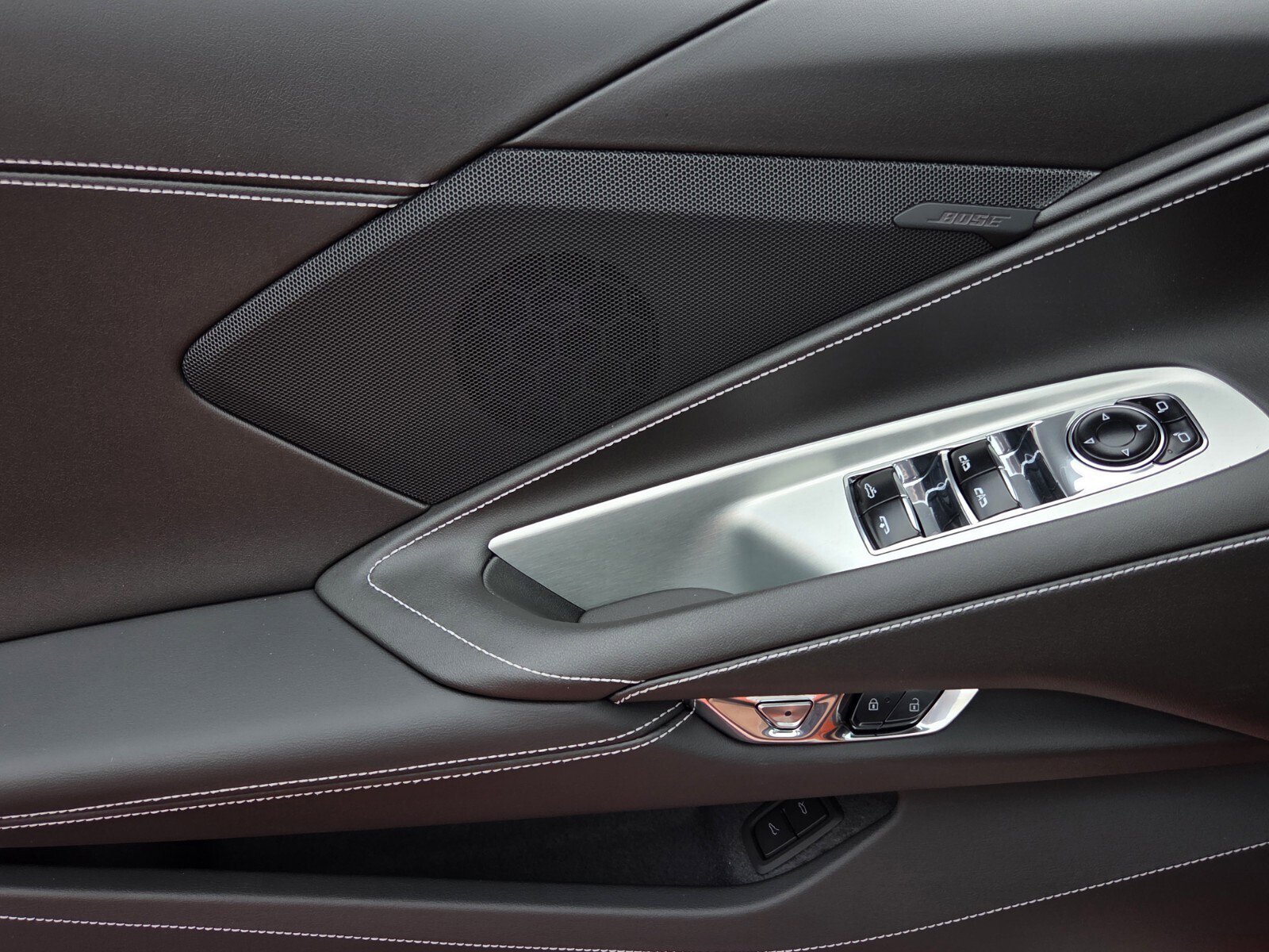 New 2026 Chevrolet Corvette E-Ray image 9