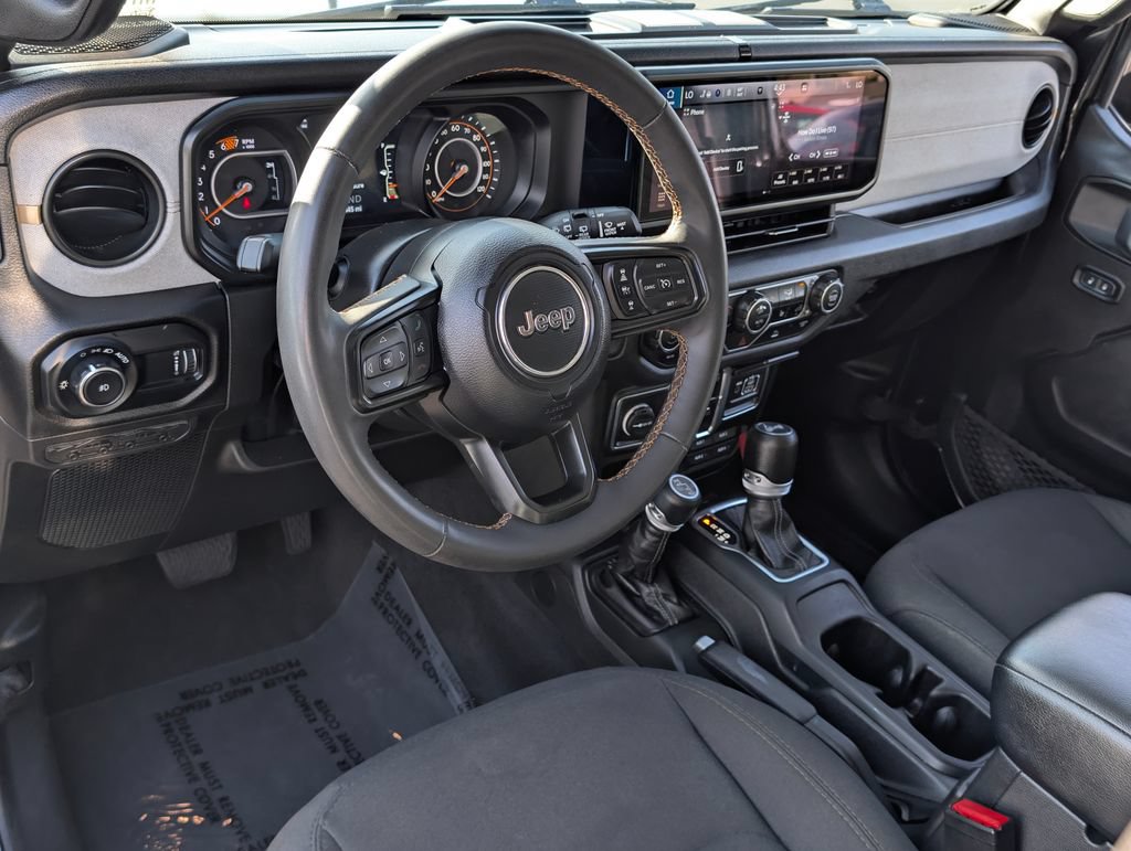 Used 2024 Jeep Wrangler Unlimited Sport AWD/4WD image 20
