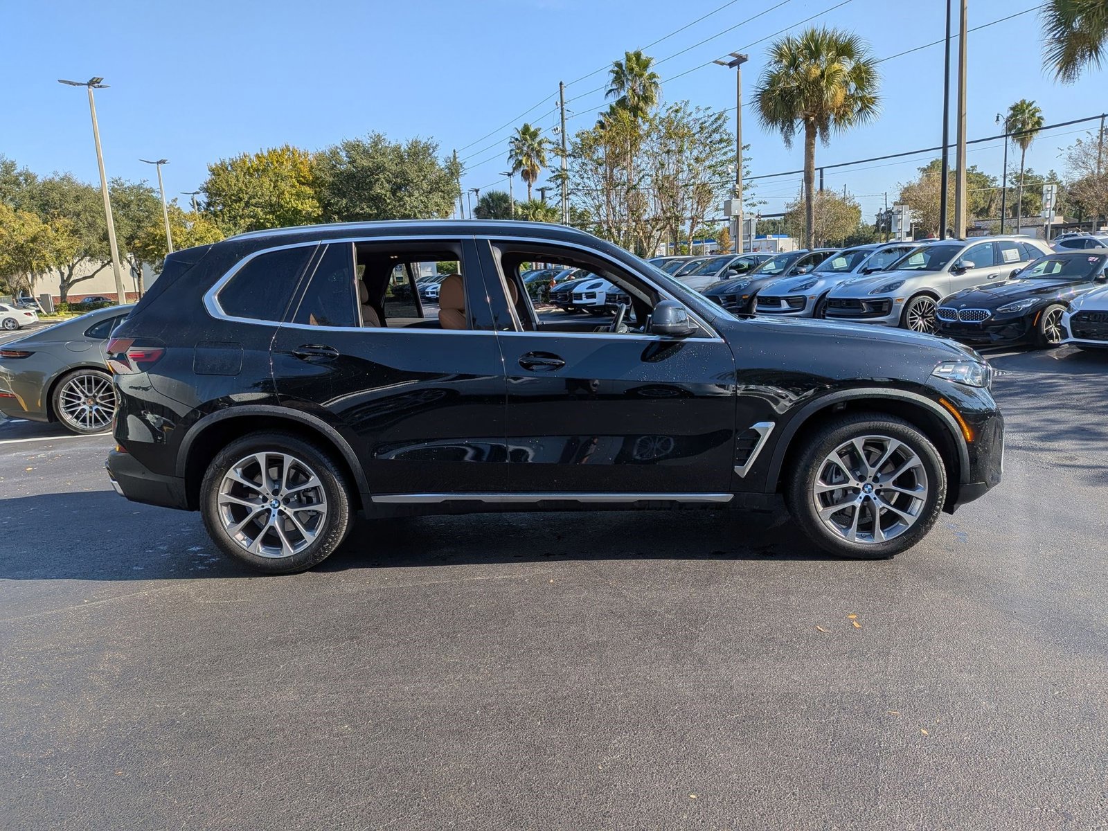 Used 2025 BMW X5 xDrive40i image 7