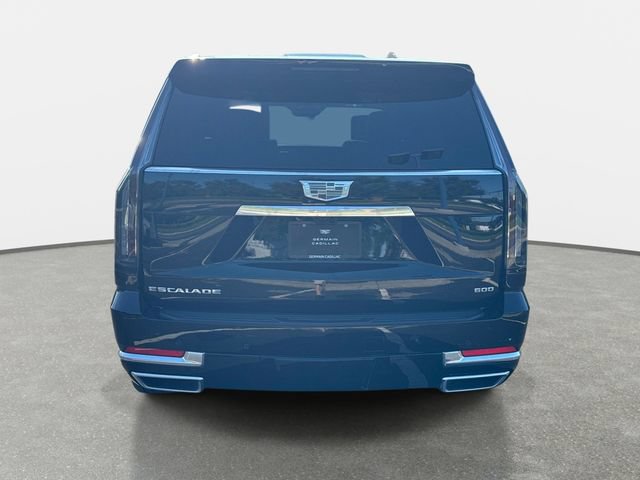 New 2026 Cadillac Escalade Luxury w/ LPO, Radiant Package AWD/4WD image 4