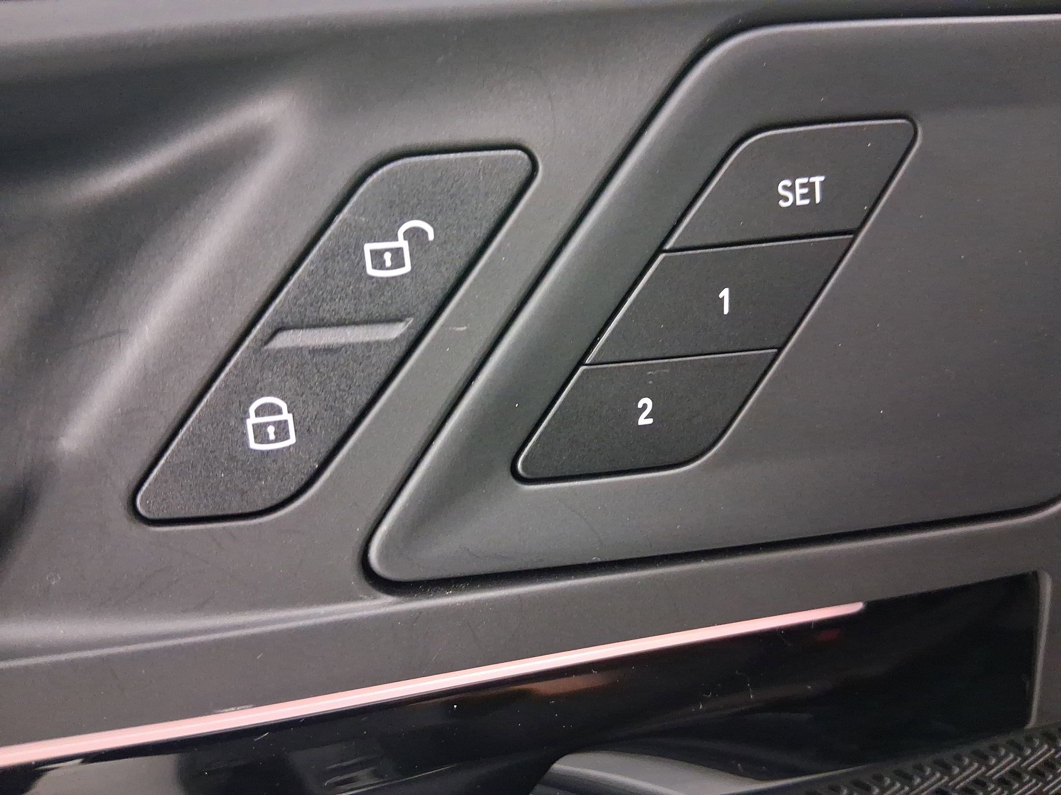 Used 2025 BMW X1 xDrive28i image 19