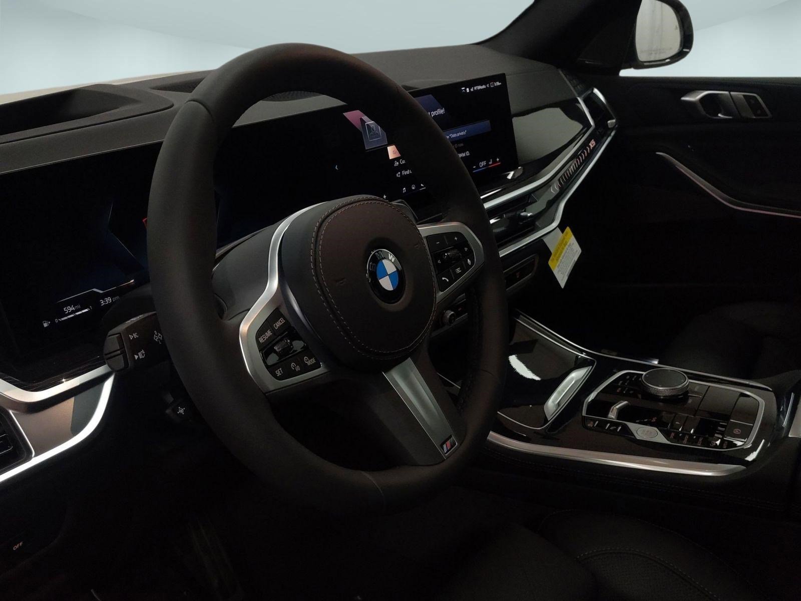 Used 2026 BMW X5 xDrive40i w/ M Sport Package image 16