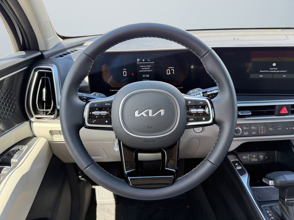 New 2025 Kia Sorento S image 12