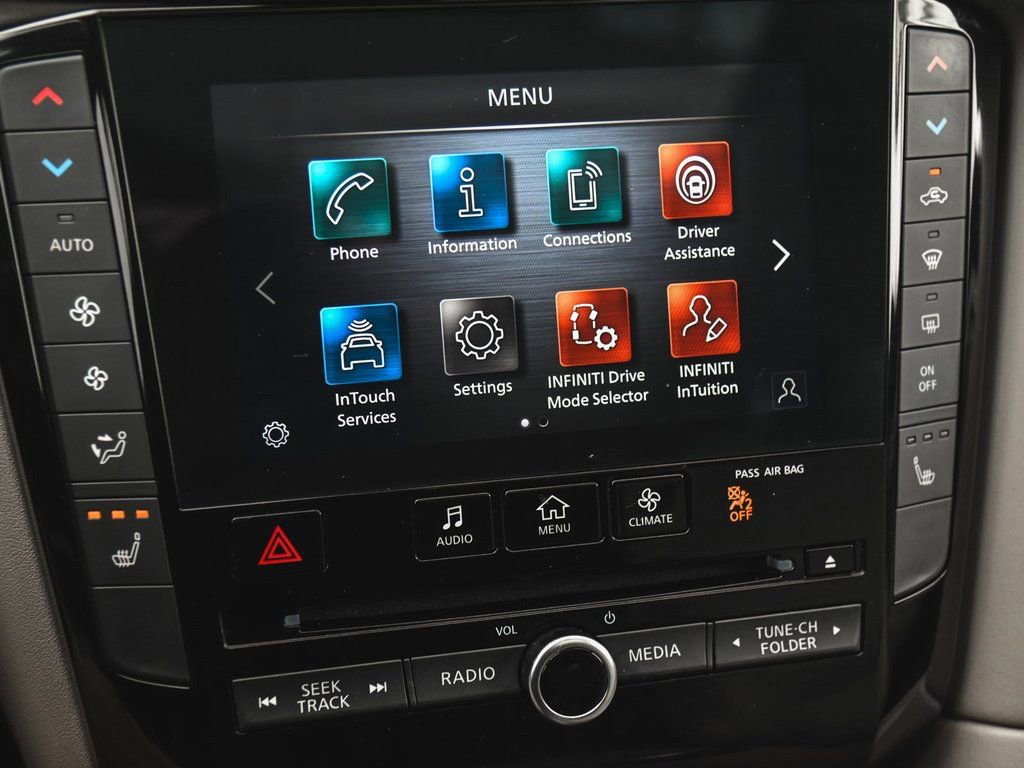 Used 2023 INFINITI QX50 Luxe image 16