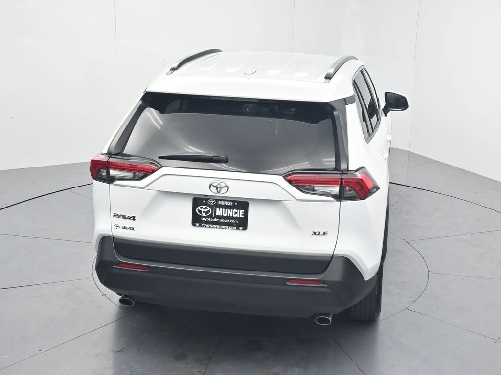 Used 2024 Toyota RAV4 XLE FWD image 59