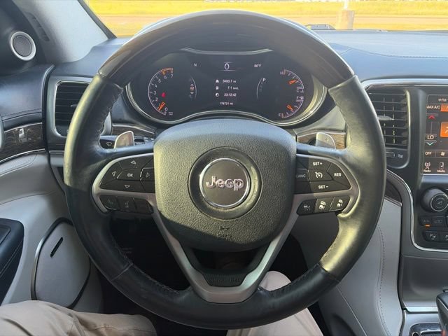 Used 2017 Jeep Grand Cherokee Summit AWD/4WD image 21