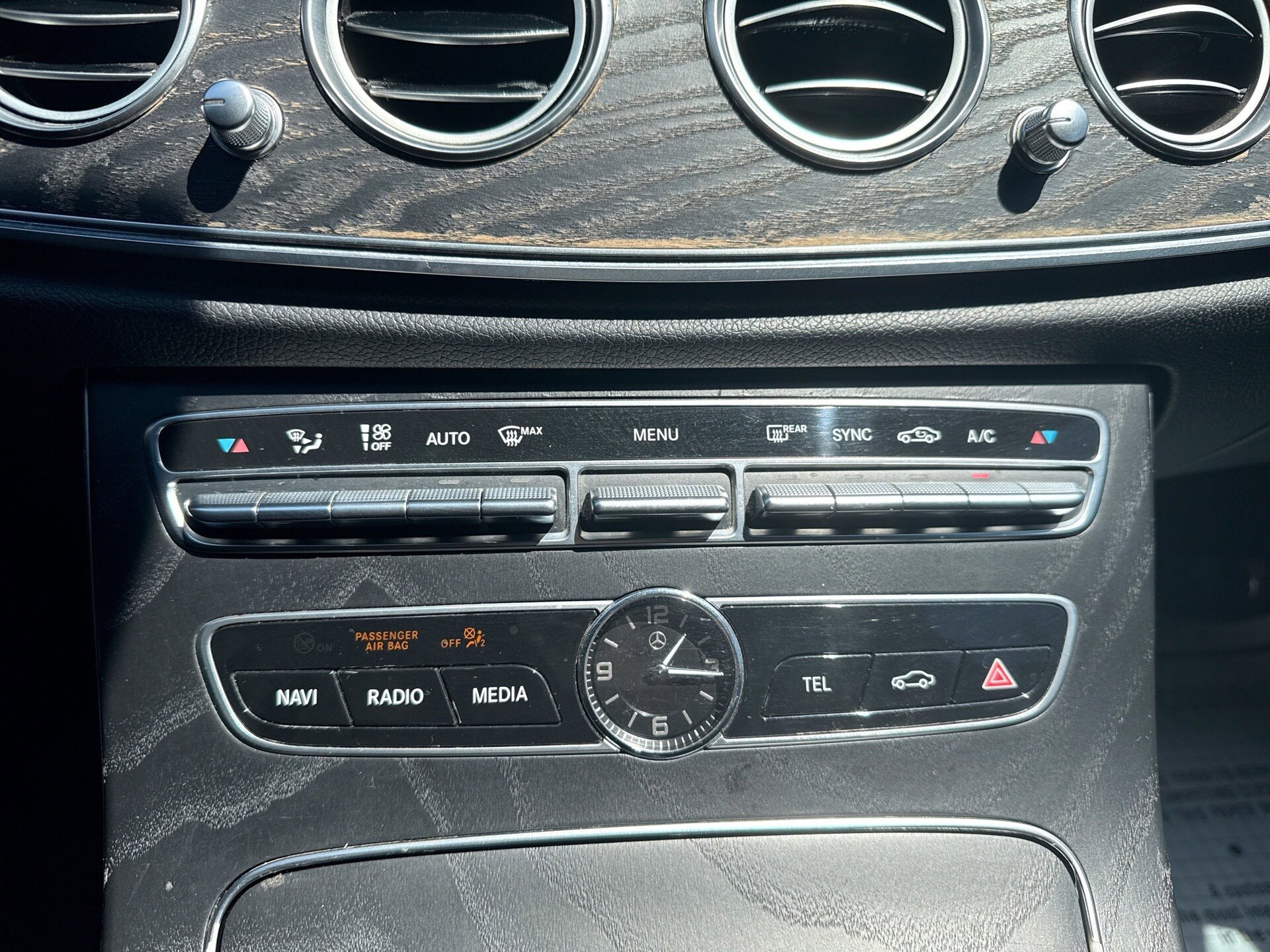 Used 2018 Mercedes-Benz E 300 w/ Premium 1 Package image 17