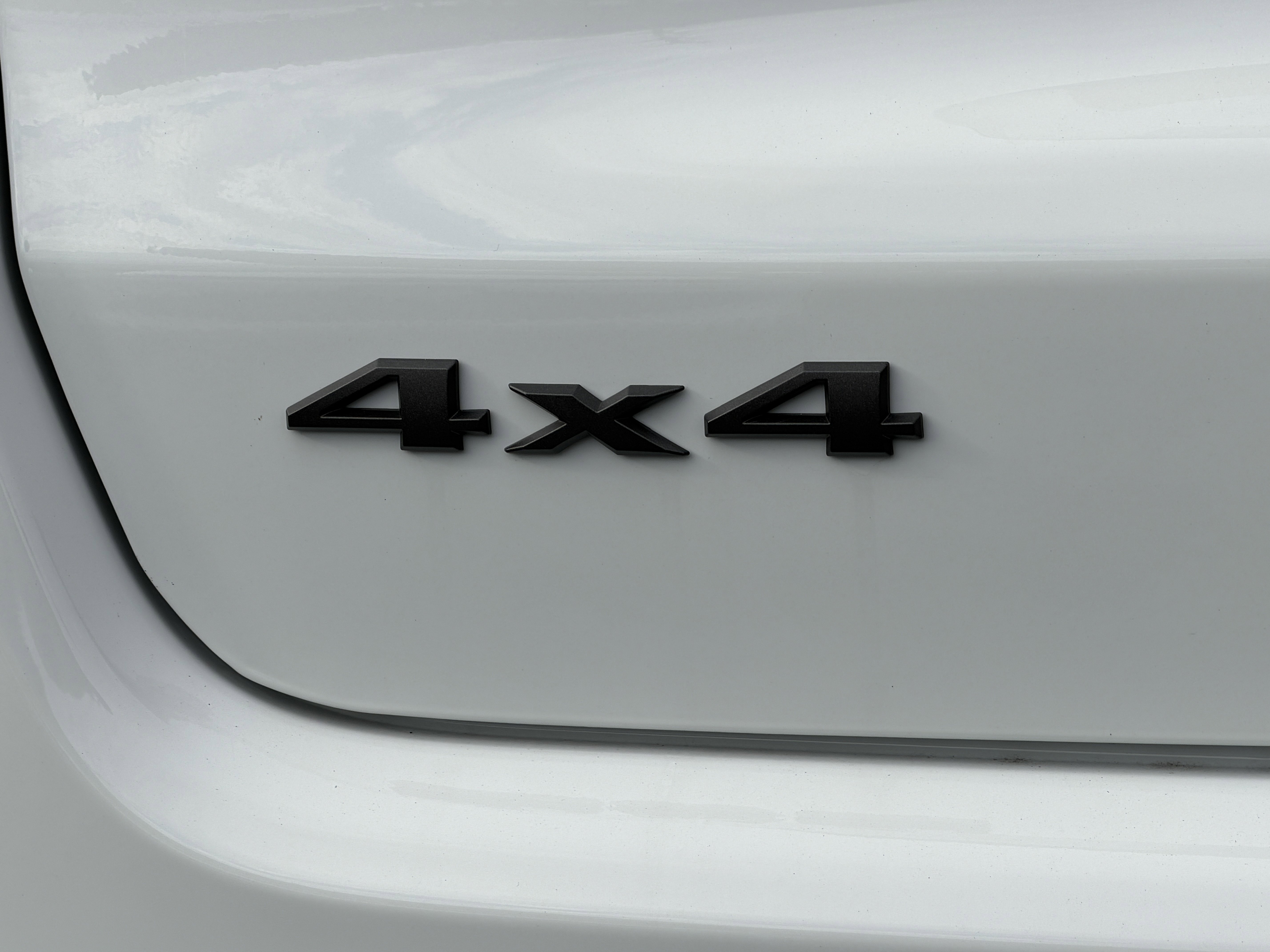 New 2026 Jeep Compass Latitude image 13