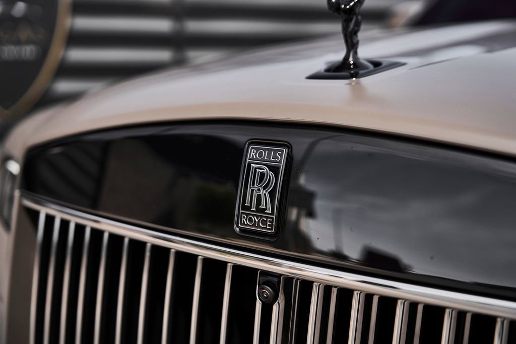 Used 2026 Rolls-Royce Cullinan Black Badge AWD/4WD image 9