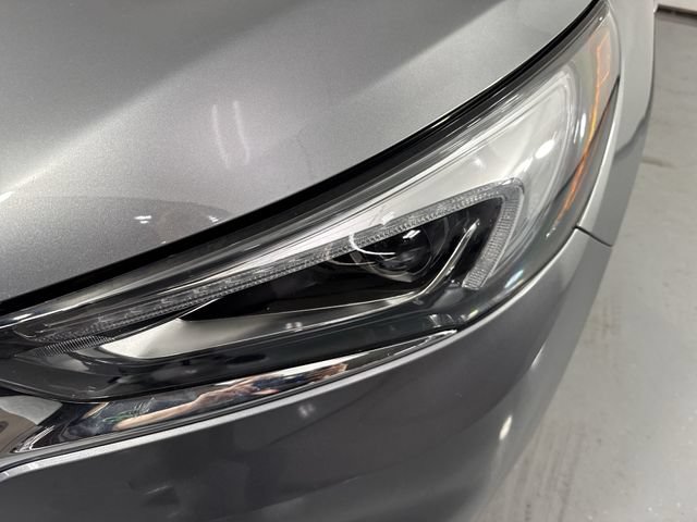 Used 2018 Buick Enclave Essence AWD/4WD image 30
