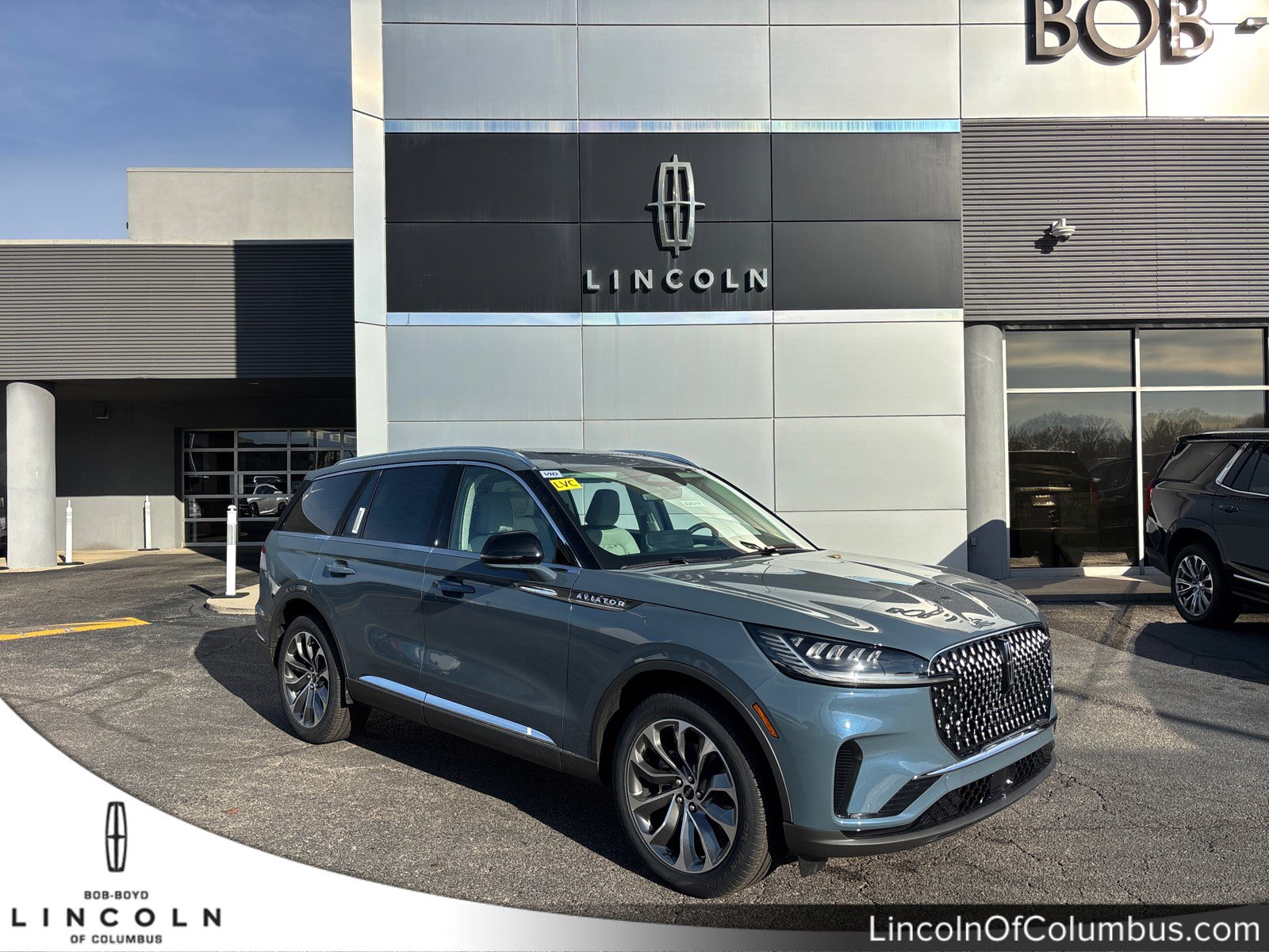 New 2026 Lincoln Aviator AWD