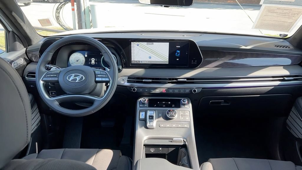 Used 2025 Hyundai Palisade Calligraphy AWD/4WD image 21