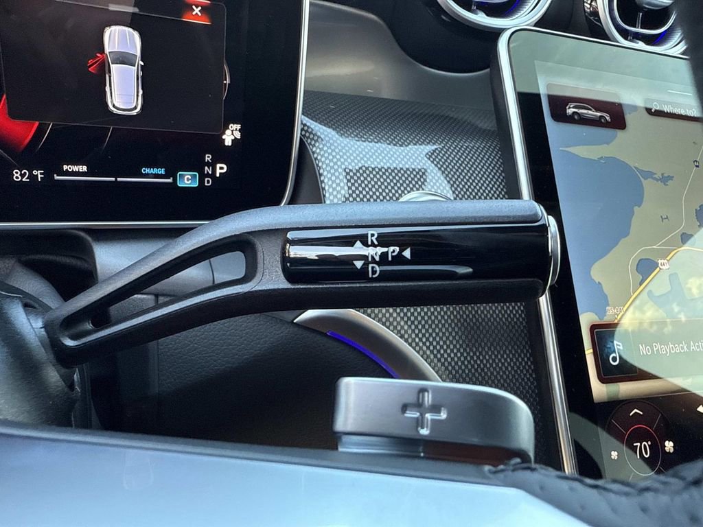 Used 2025 Mercedes-Benz GLC 300 4MATIC image 29