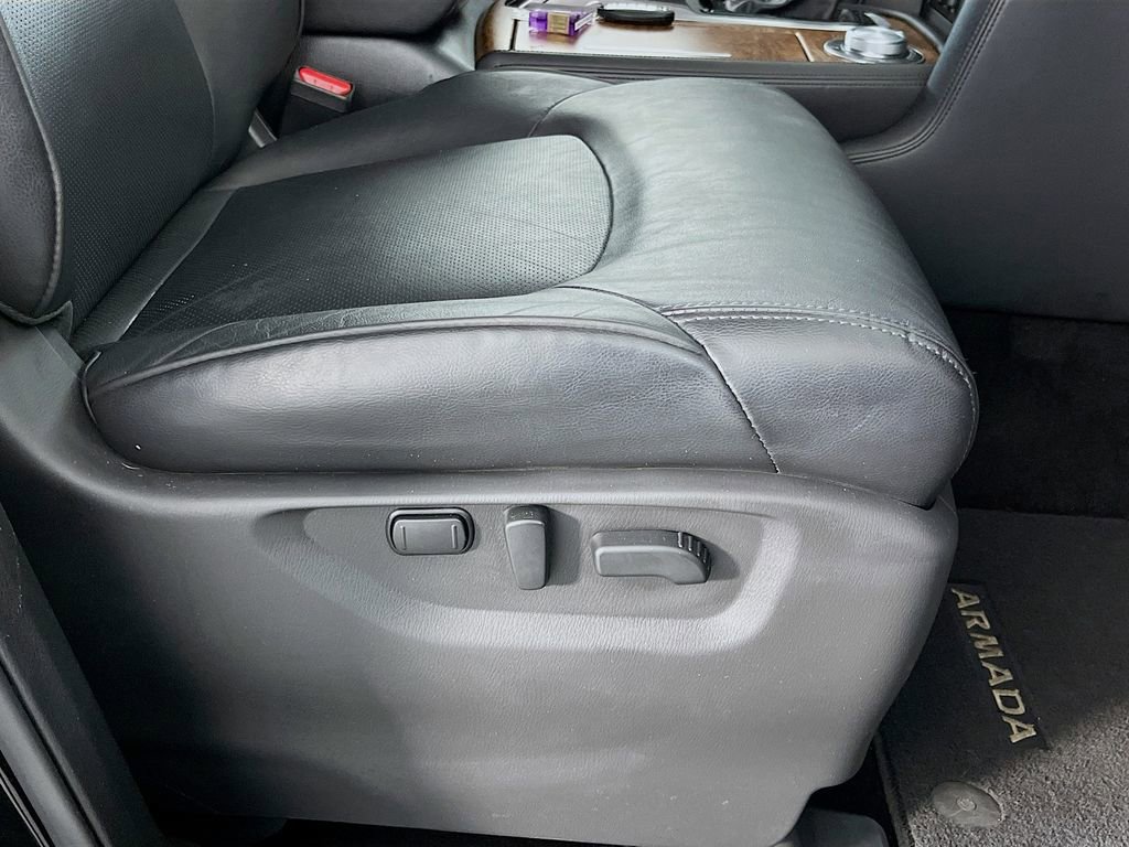 Used 2024 Nissan Armada SL w/ Captain's Chairs Package image 37