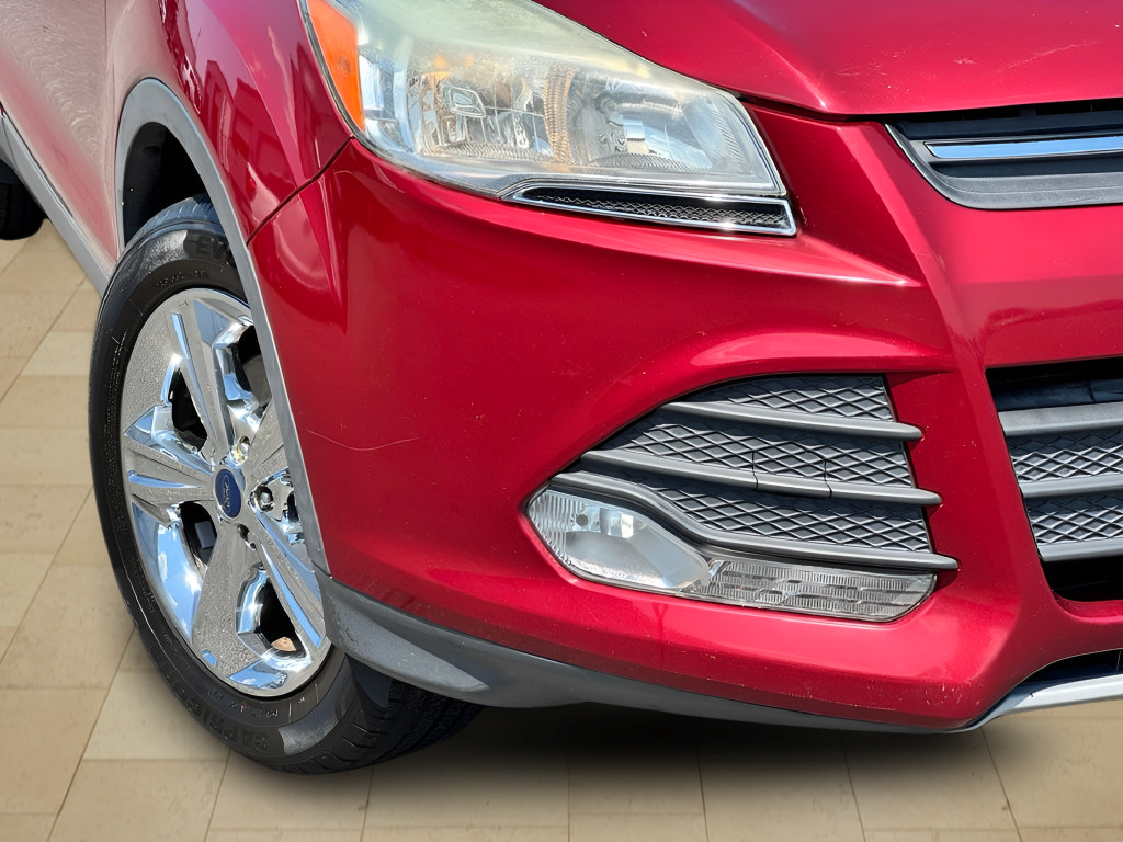 Used 2016 Ford Escape SE w/ SE Leather Comfort Package FWD image 37