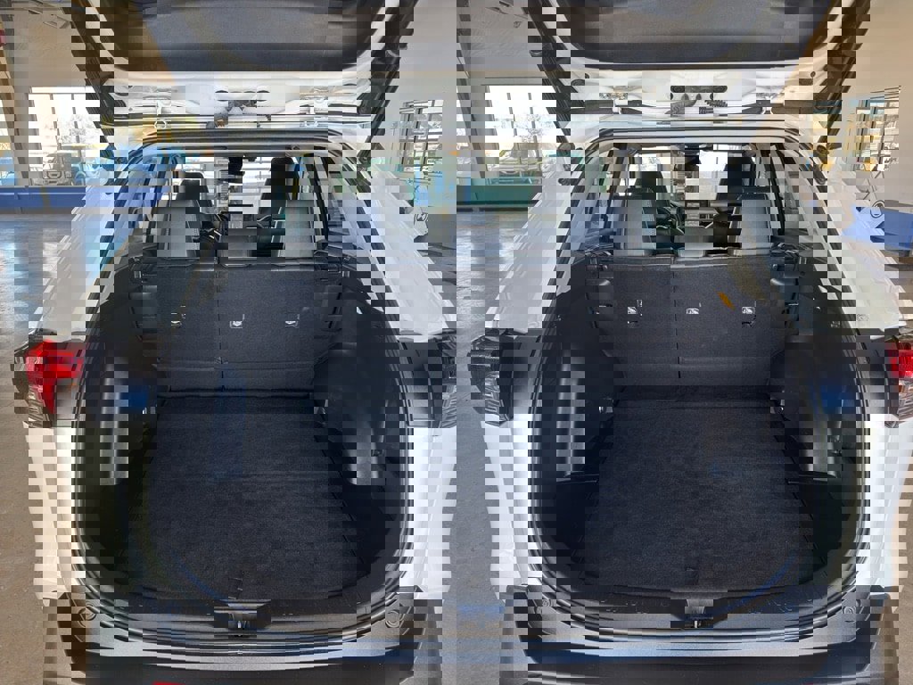 Used 2021 Toyota RAV4 XLE Premium image 13