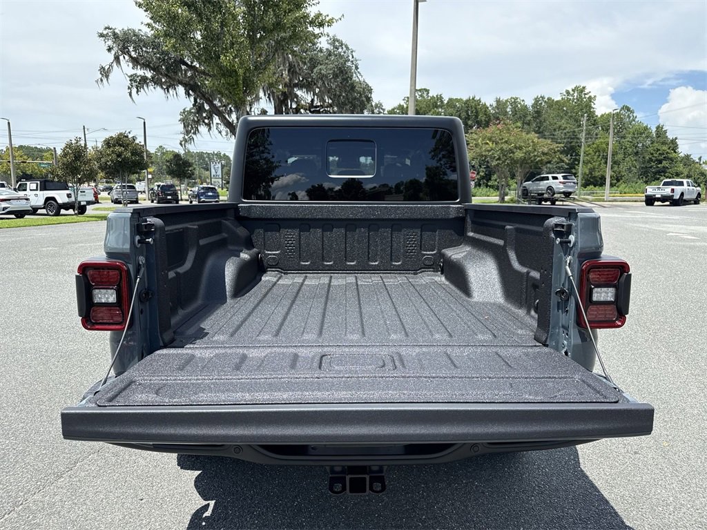 New 2025 Jeep Gladiator Rubicon w/ Safety Group image 30