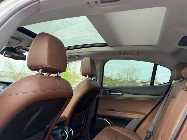 Used 2021 Alfa Romeo Stelvio Ti image 8