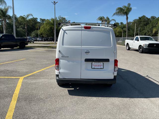 Used 2019 Nissan NV200 S FWD image 4