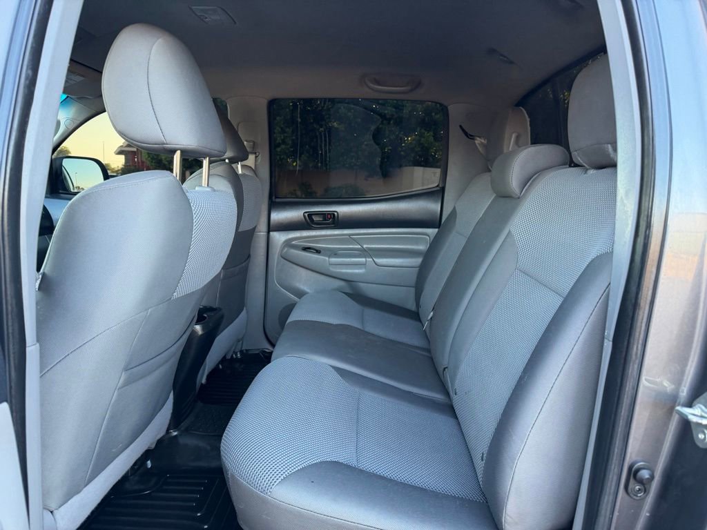 Used 2014 Toyota Tacoma 4x4 Double Cab image 22