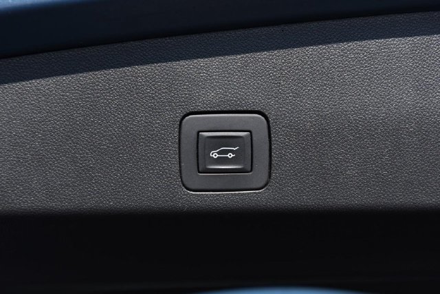 Used 2025 Buick Encore GX Preferred FWD image 24