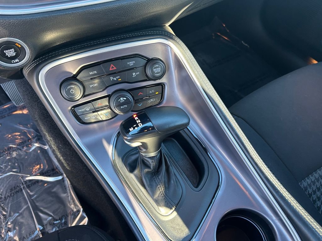 Used 2021 Dodge Challenger R/T w/ Blacktop Package image 20