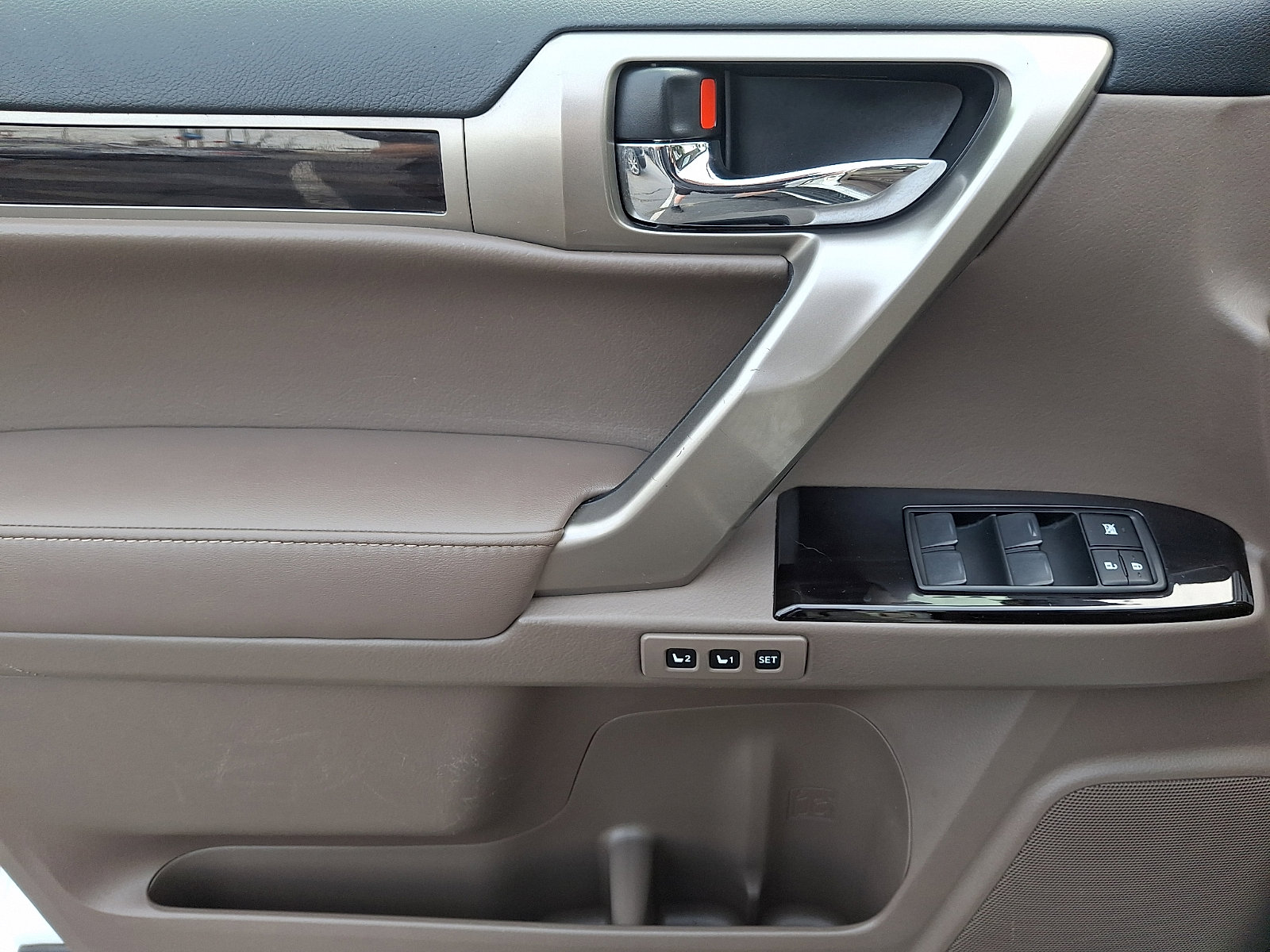 Used 2018 Lexus GX 460 w/ Navigation Package AWD/4WD image 11
