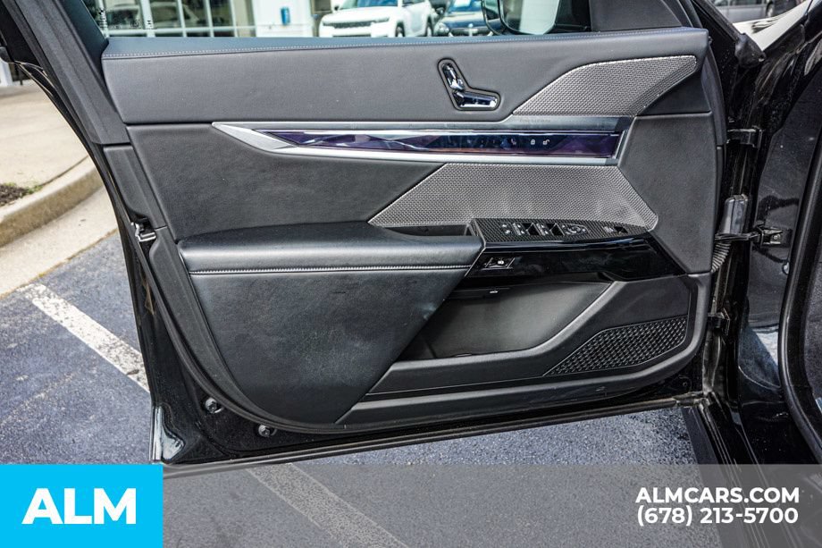 Used 2024 BMW 740i xDrive AWD/4WD image 50