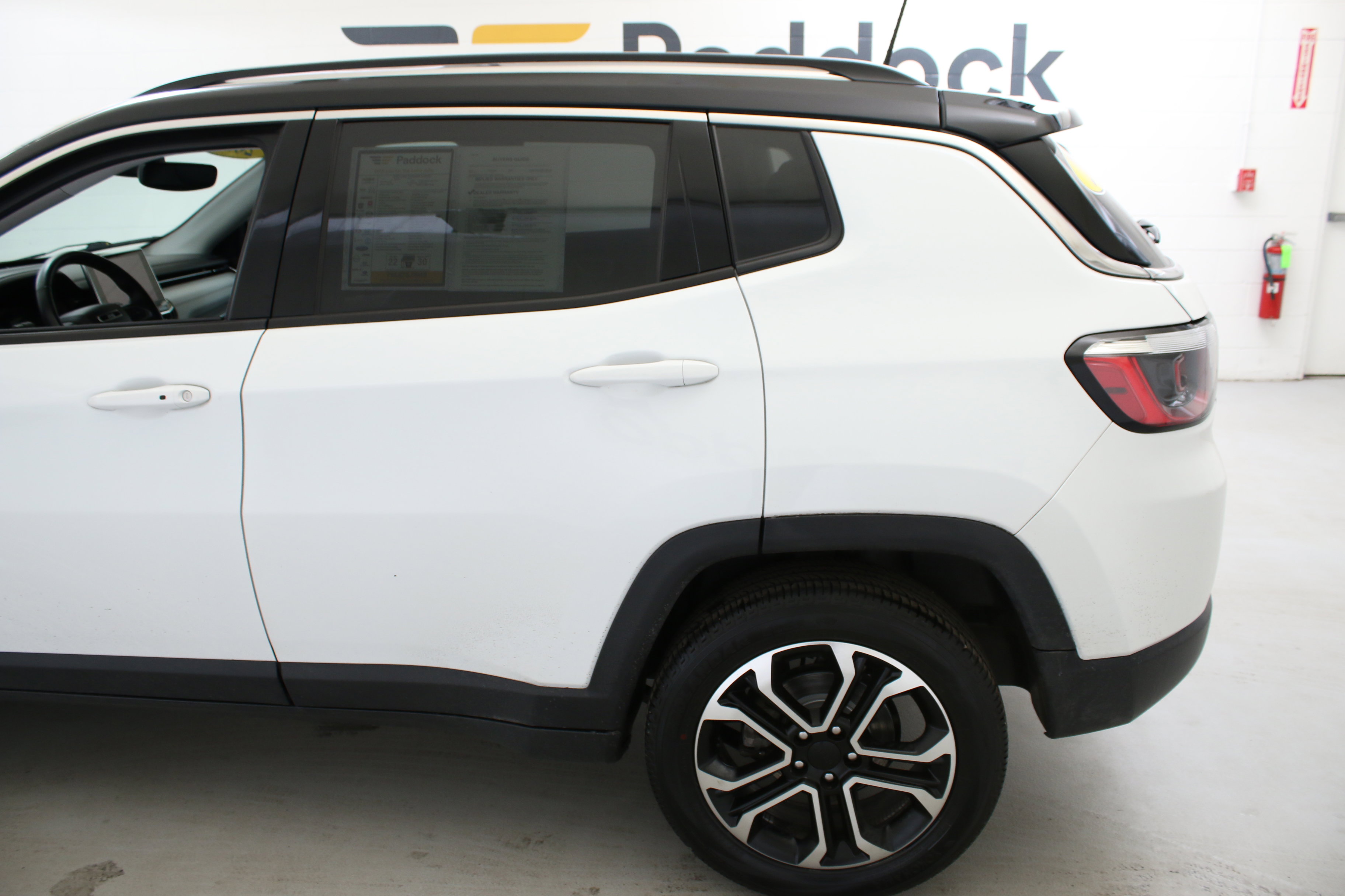 Used 2022 Jeep Compass Limited image 5